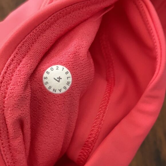 Lululemon On Pace Crop 21” Hot Pink Glossy Nulux Fast Free Pockets Like New 4 - Picture 10 of 12